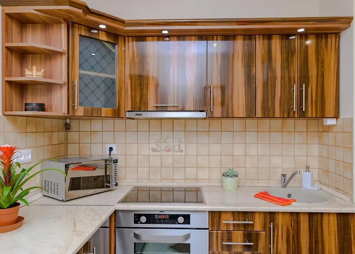 ILLÉS Apartmanok I.